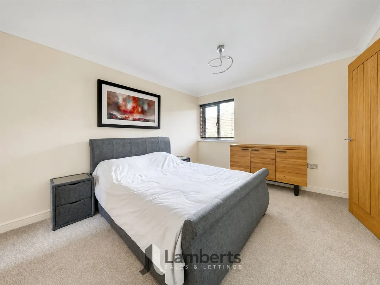 4 Brookes Close, Studley, photo 7