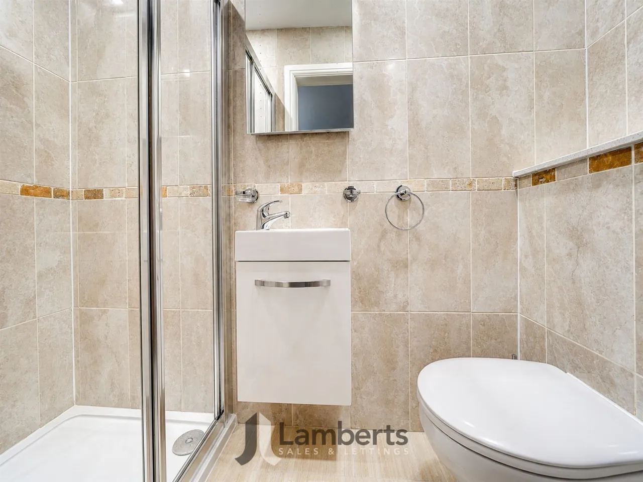 4 Brookes Close, Studley, photo 8