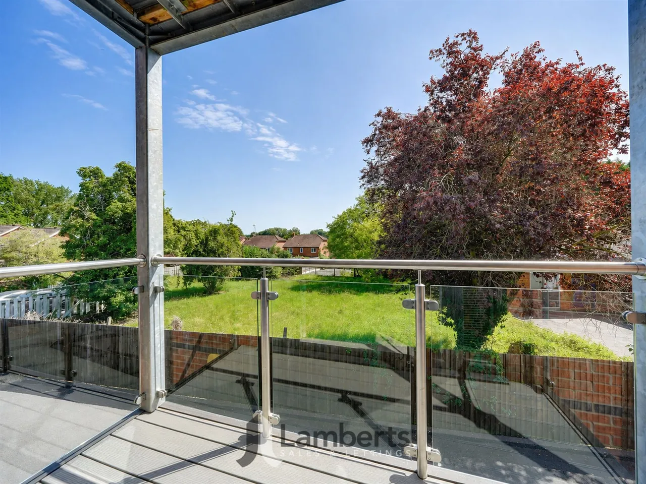 4 Brookes Close, Studley, photo 13