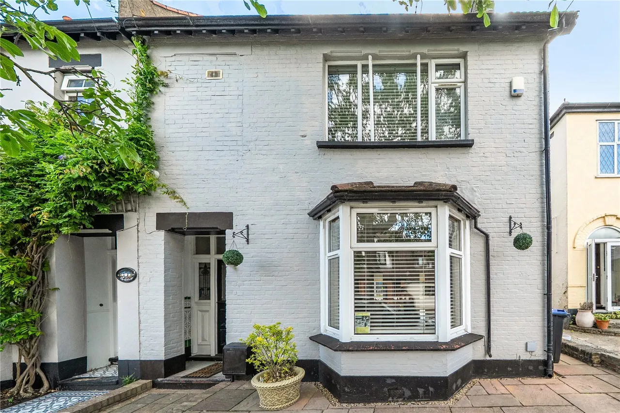 3 bed house for sale — Recreation Avenue, Leigh-on-Sea, Essex, SS9