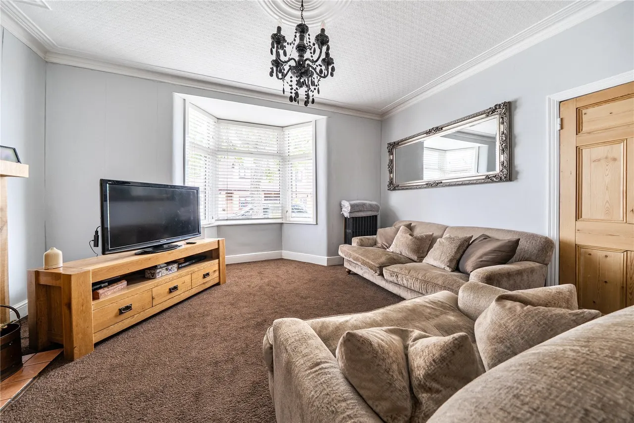 Recreation Avenue, Leigh-on-Sea, Essex, SS9, photo 3