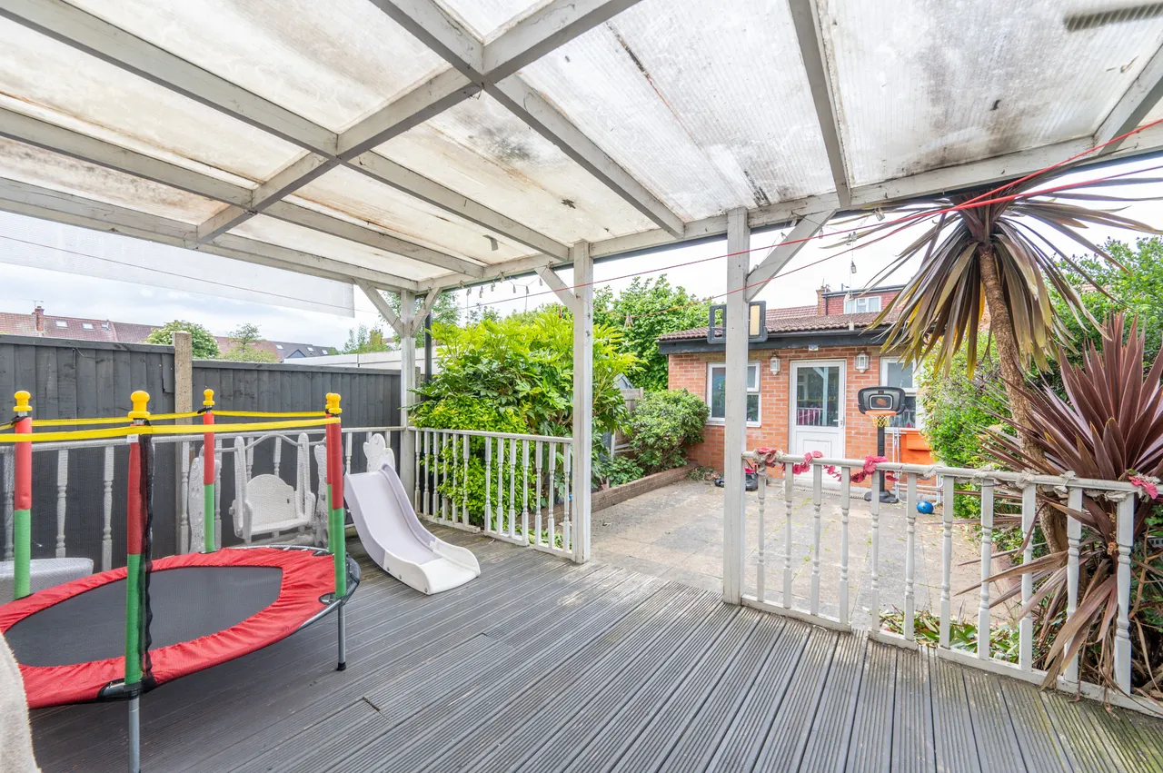 20 Review Road, London, photo 5