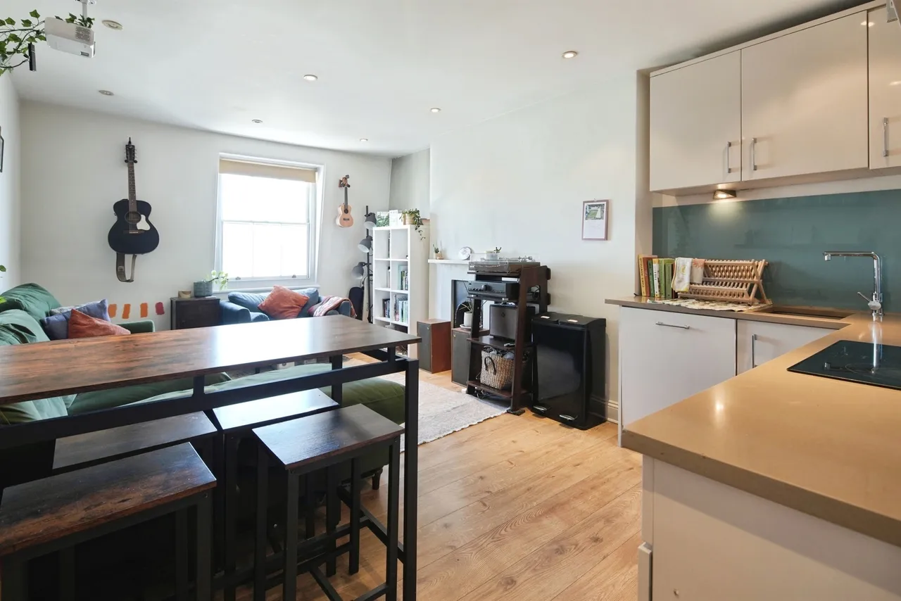 Brunswick Place, Hove, photo 7