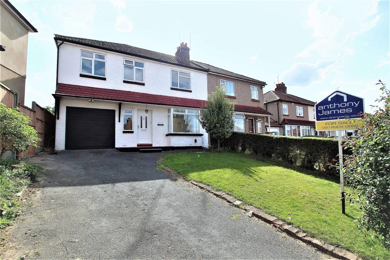 5 bed house for sale — Eastleigh Road, Bexleyheath