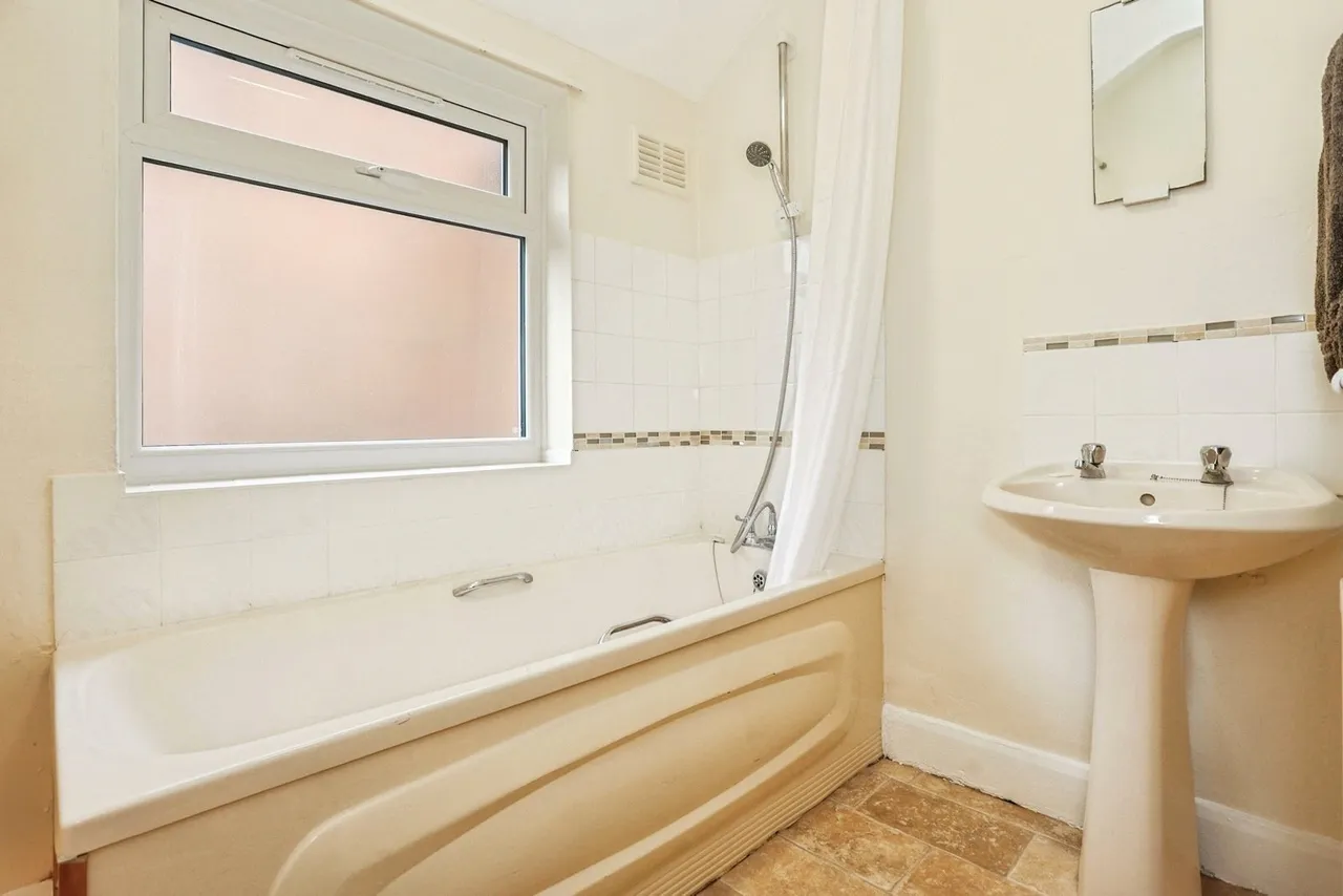 Beacon Road, Loughborough, LE11, photo 11