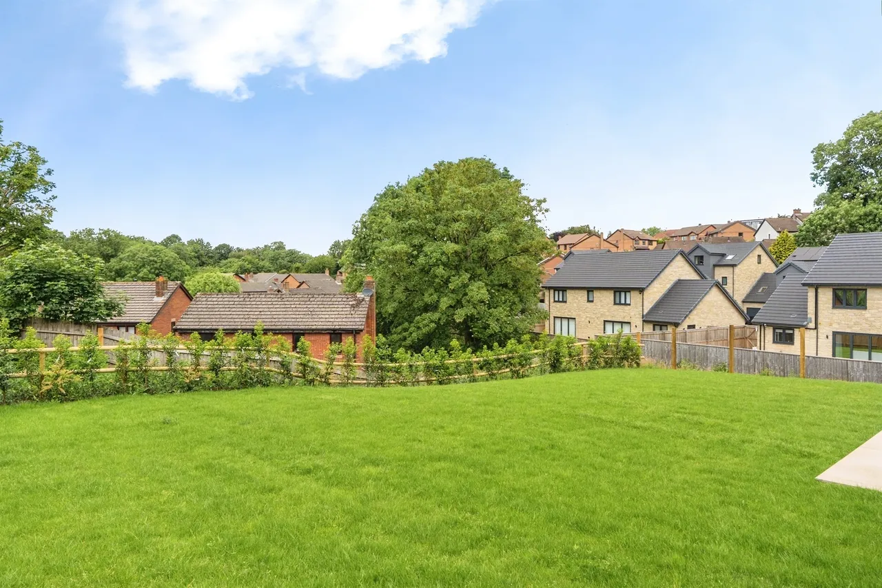 Magpie Bottom Lane, Hanham, BS15, photo 2
