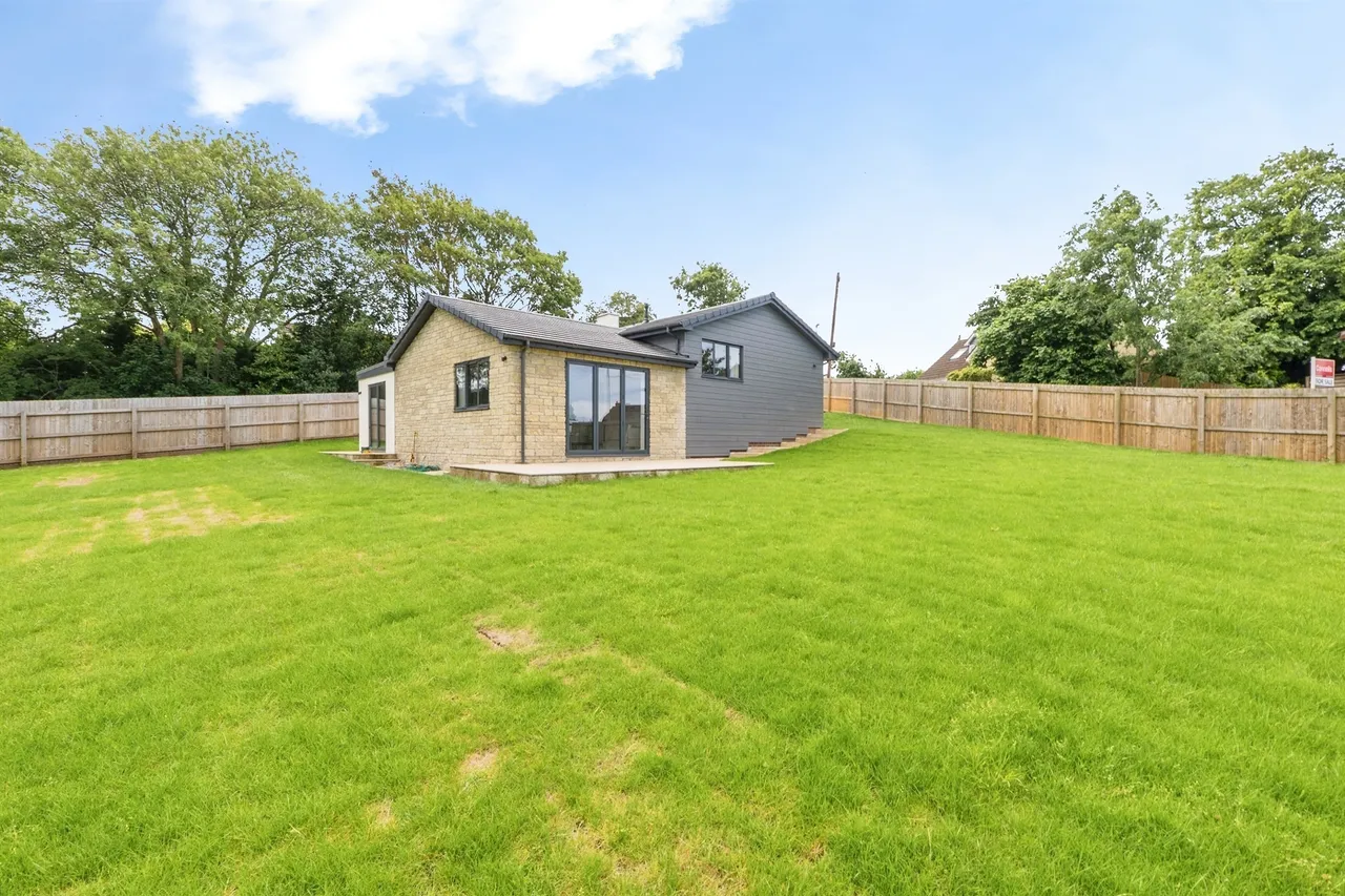 Magpie Bottom Lane, Hanham, BS15, photo 12