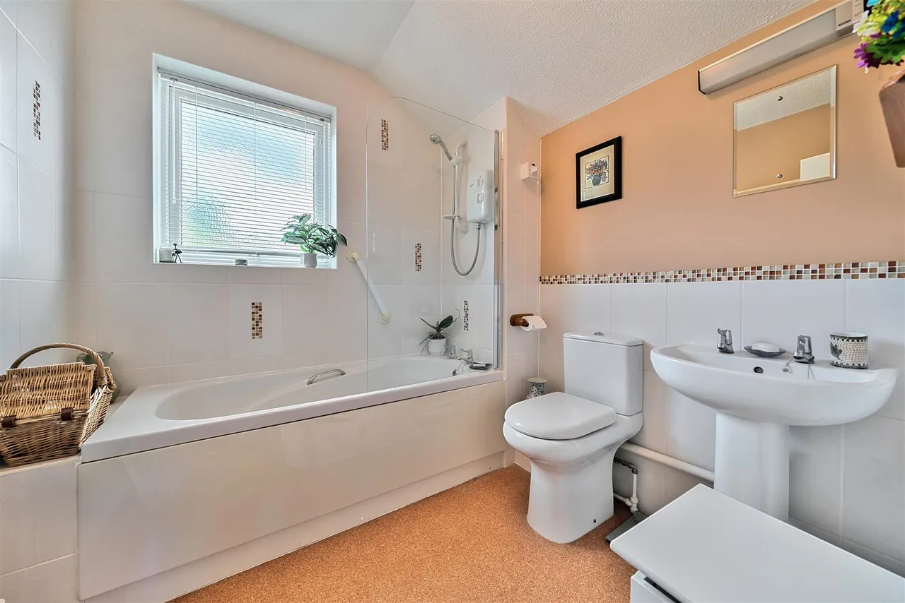 Chapelside, Titchfield, photo 12