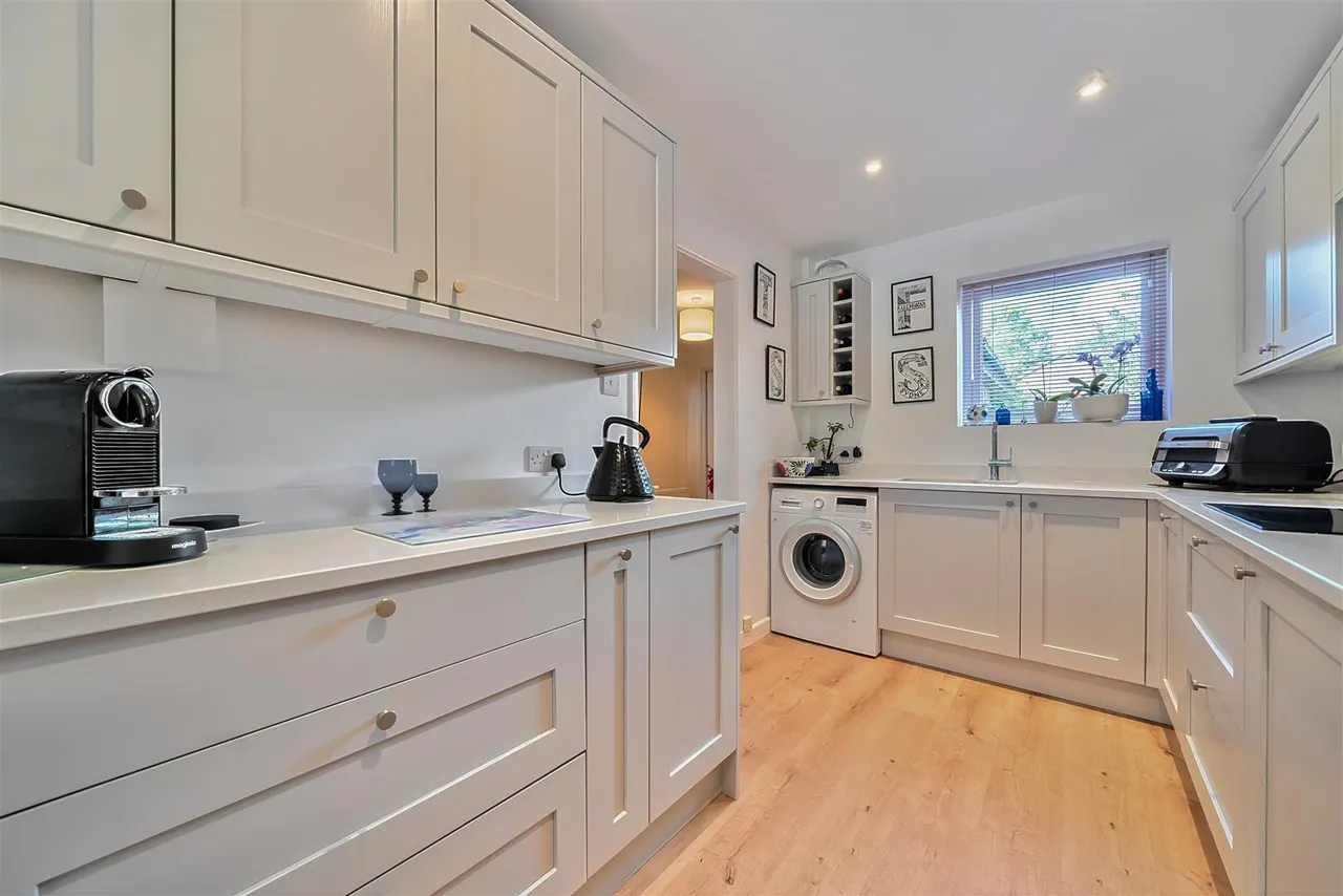 Chapelside, Titchfield, photo 7