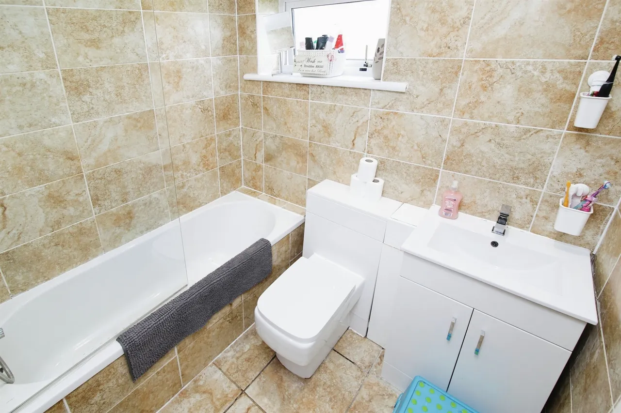Monmouth Close, Pontypool, NP4, photo 12