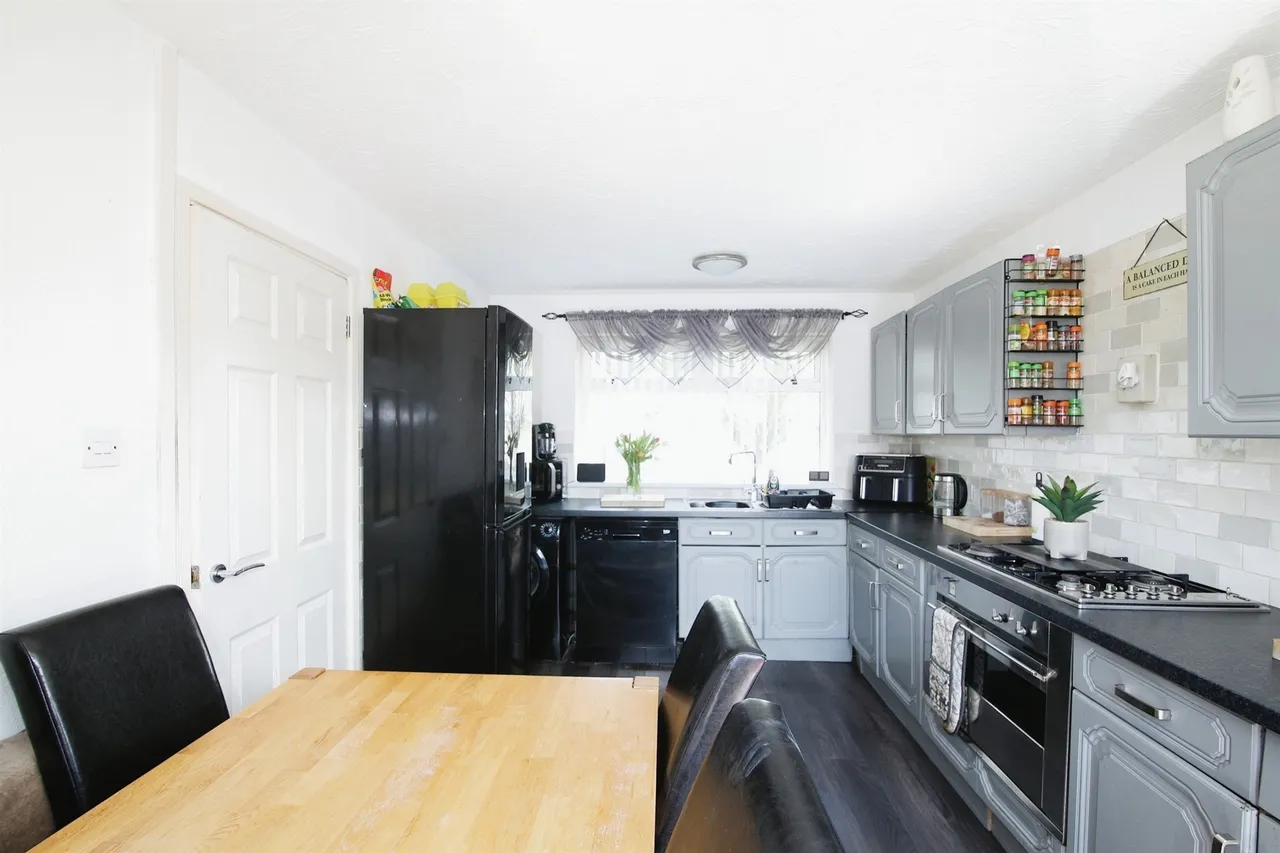 Monmouth Close, Pontypool, NP4, photo 6