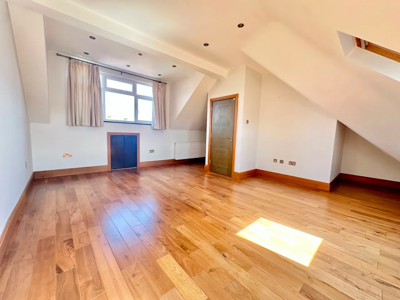 Saddlescombe Way, London, N12, photo 17