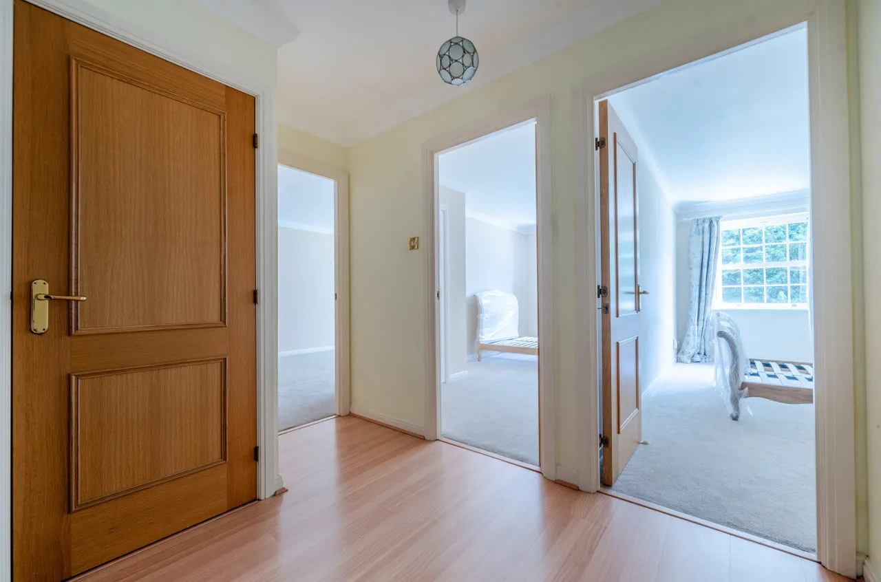 Montague Close, Wokingham, RG40, photo 2