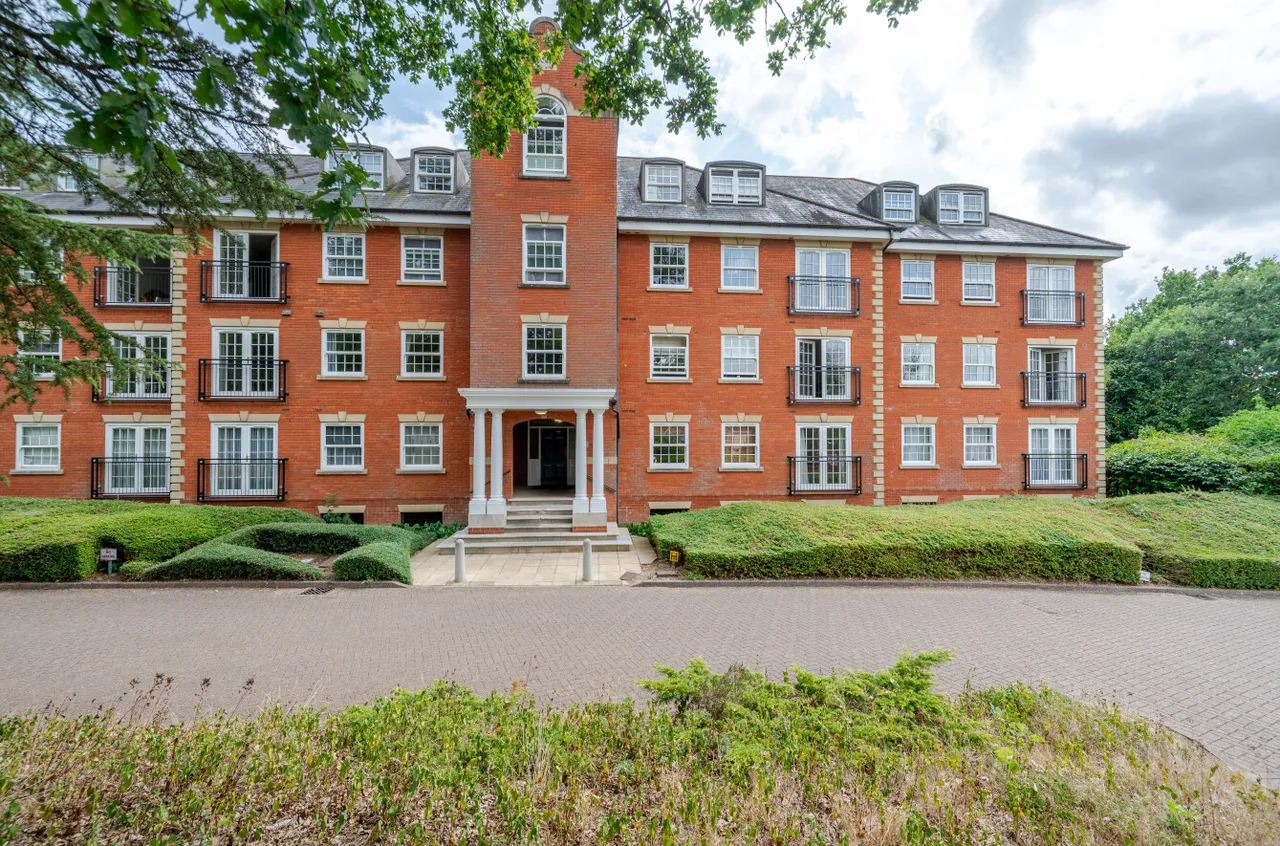 Montague Close, Wokingham, RG40, photo 16