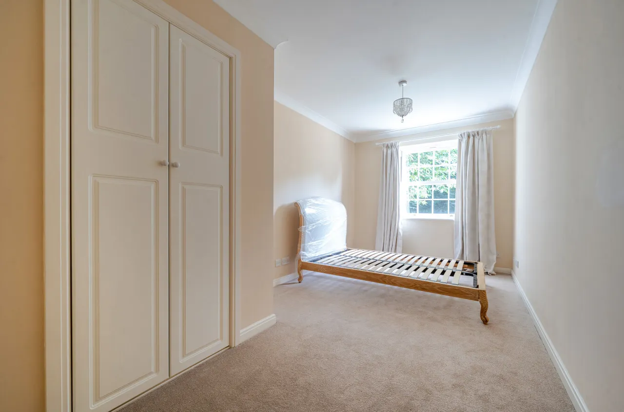 Montague Close, Wokingham, RG40, photo 12