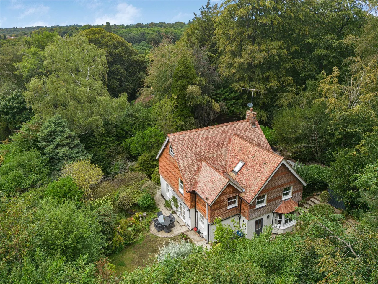 Highercombe Road, Haslemere, GU27, photo 2