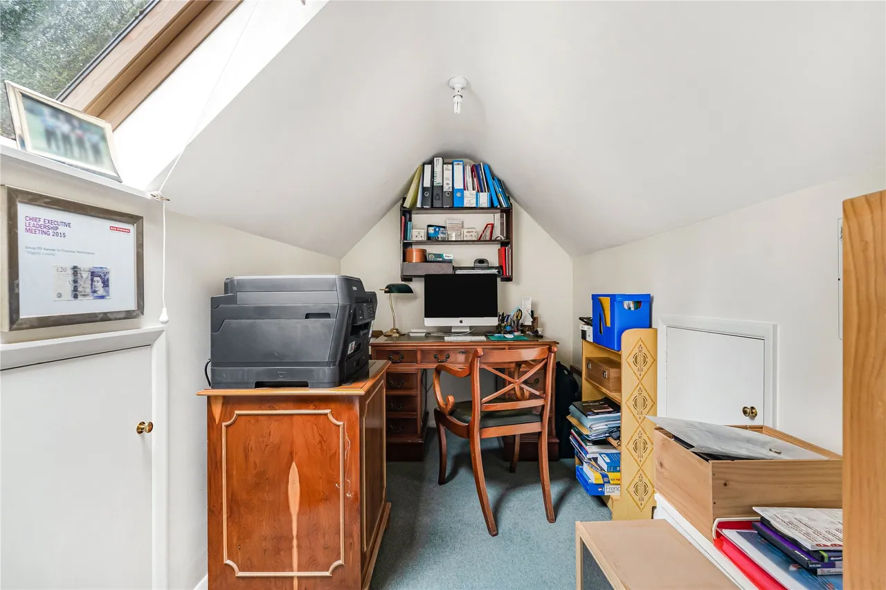 Highercombe Road, Haslemere, GU27, photo 21