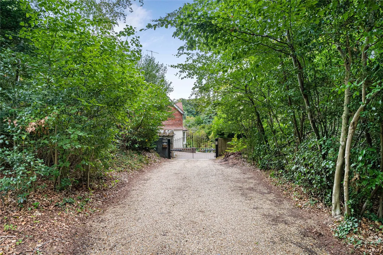 Highercombe Road, Haslemere, GU27, photo 30