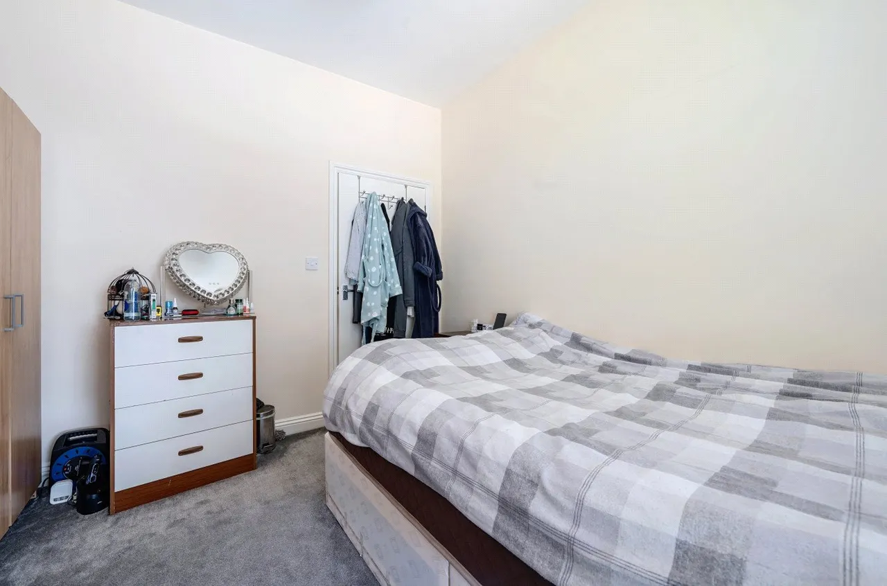 High Road, Whetstone, London, N20 0QG, photo 12