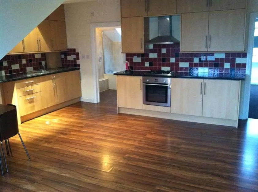 High Road, Whetstone, London, N20 0QG, photo 22