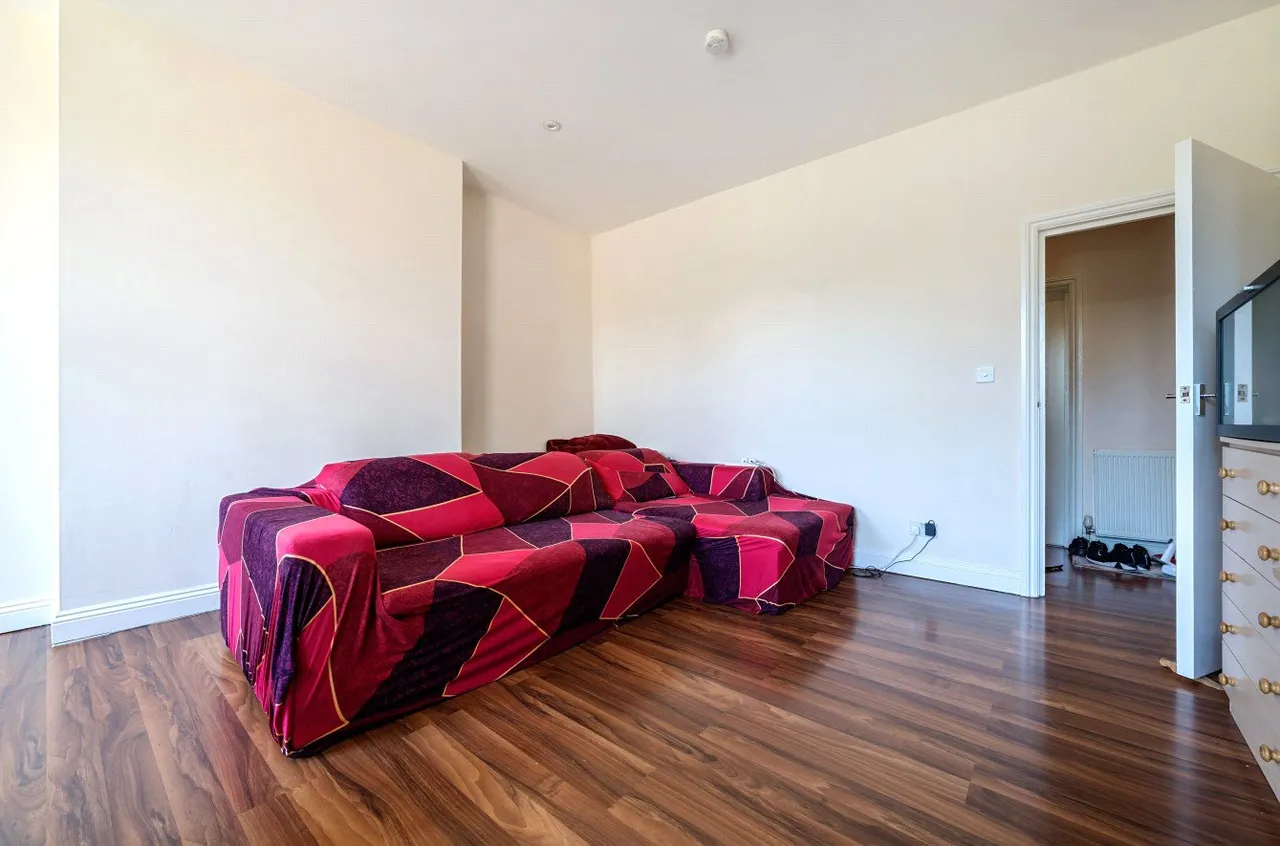 High Road, Whetstone, London, N20 0QG, photo 4