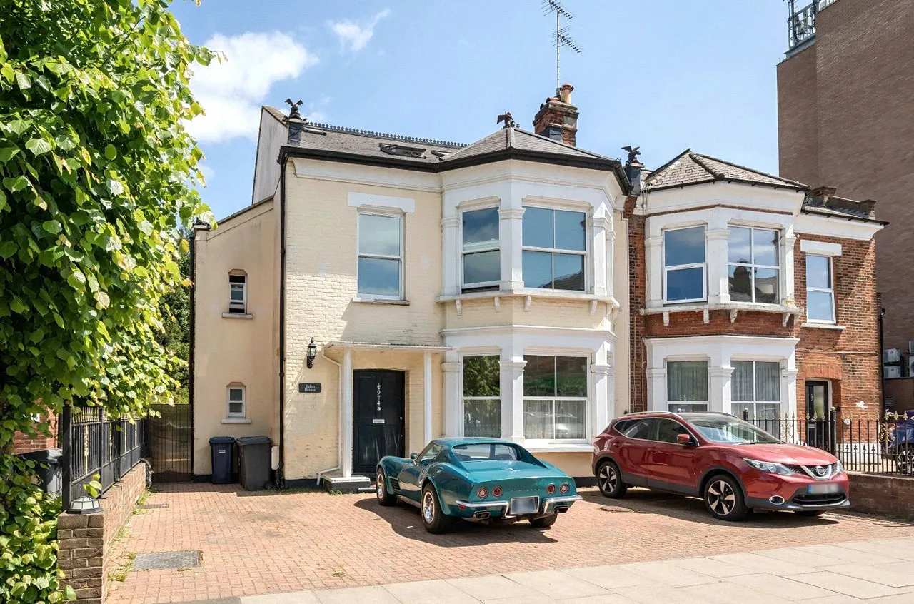 6 bed house for sale — High Road, Whetstone, London, N20 0QG