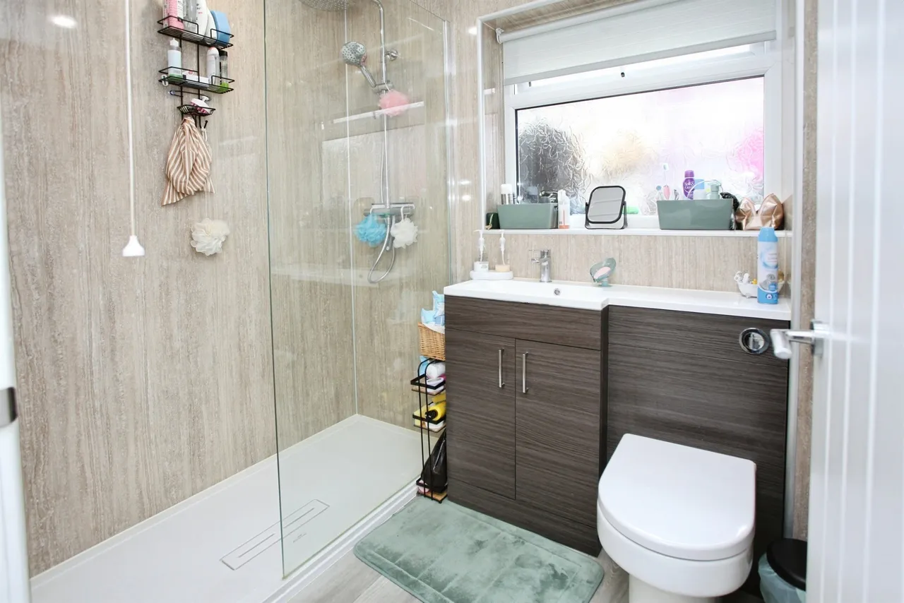 Canberra Close, Blackwood, NP12, photo 6