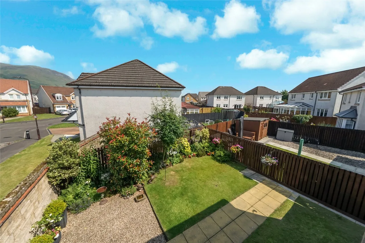 Blackthorn Grove, Menstrie, Clackmannanshire, FK11, photo 18