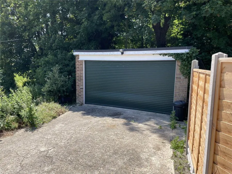 Gills Cliff Road, Ventnor, PO38, photo 14