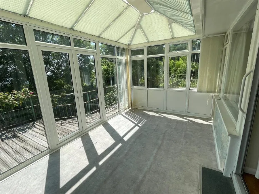 Gills Cliff Road, Ventnor, PO38, photo 6