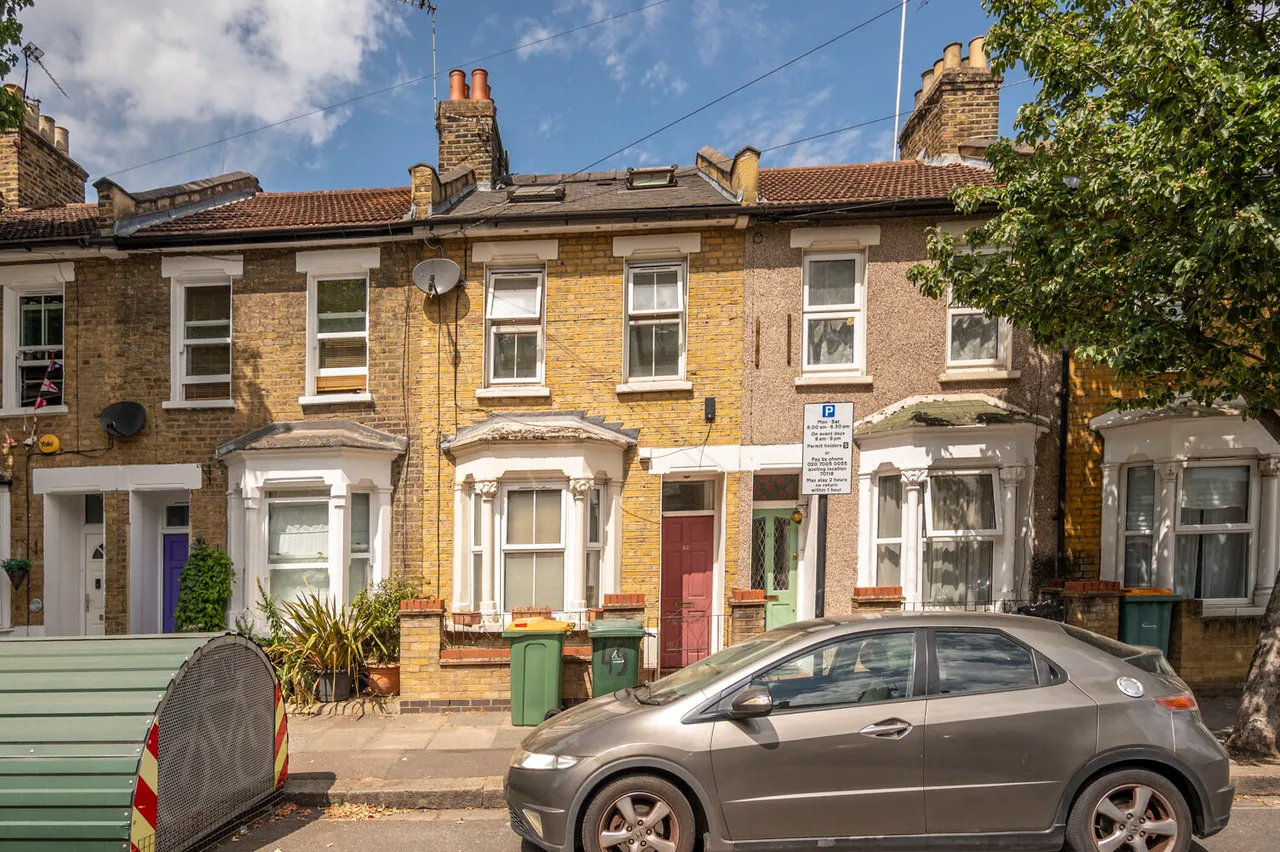 3 bed house for sale, London, E15