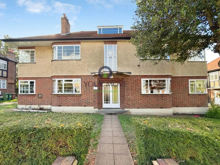 3 bed flat to rent, Grove Avenue, Sutton, SM1