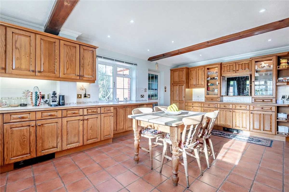 Fox's Lane, Kingsclere, RG20, photo 14