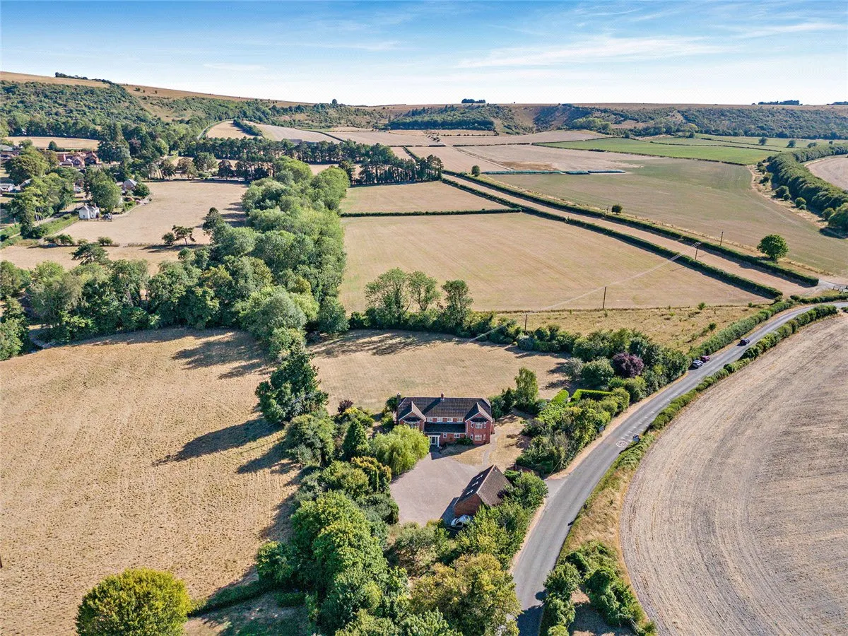5 bed house for sale, Fox's Lane, Kingsclere, RG20