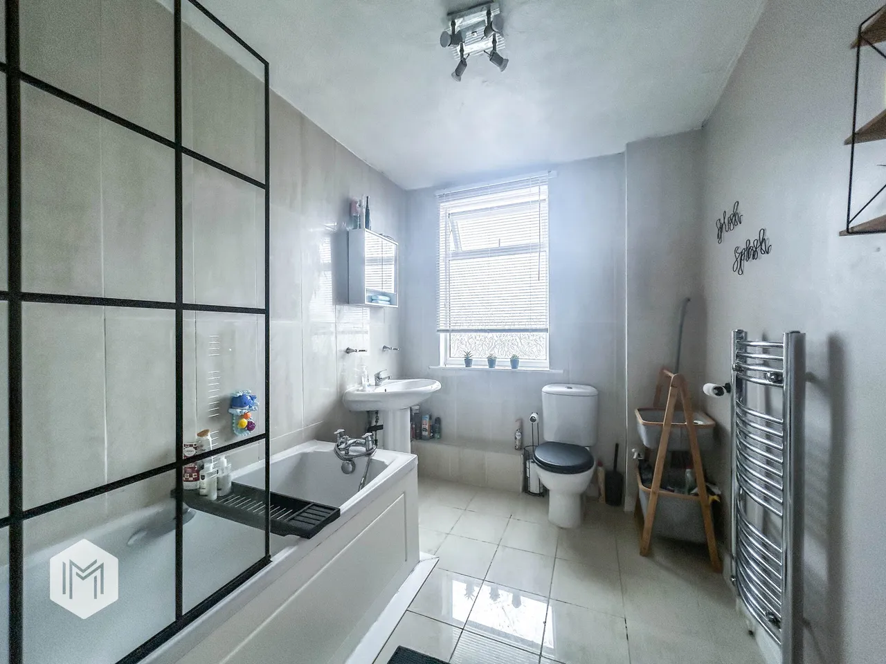 Plodder Lane, Farnworth, Bolton, BL4 0BS, photo 9