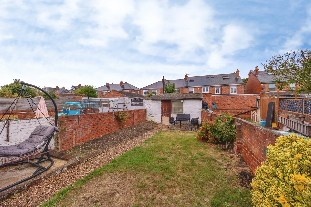 Winton Road, Portsmouth, photo 10