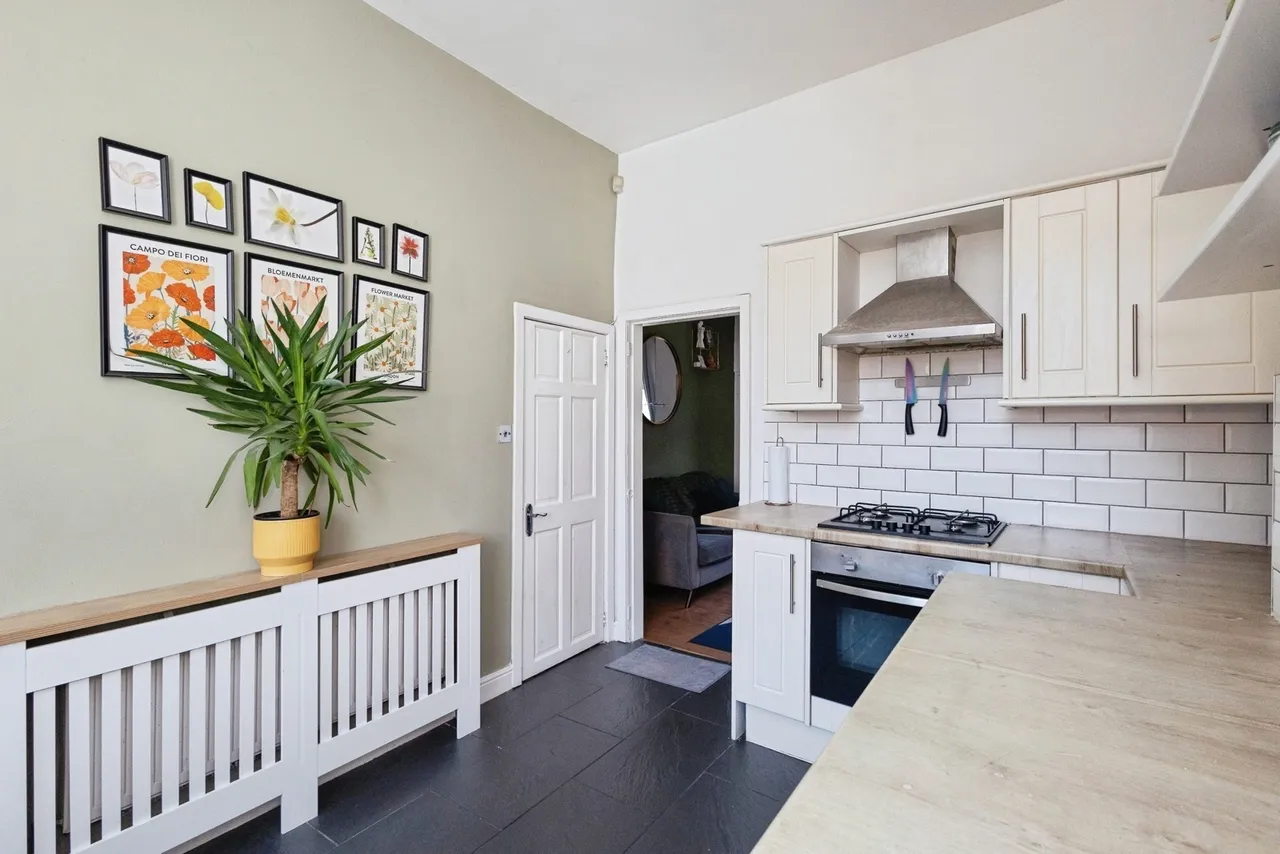 Cheetham Hill Road, Dukinfield, Greater Manchester, SK16, photo 8