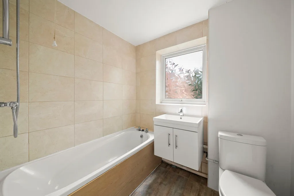 Church Road, Northolt, UB5, photo 7