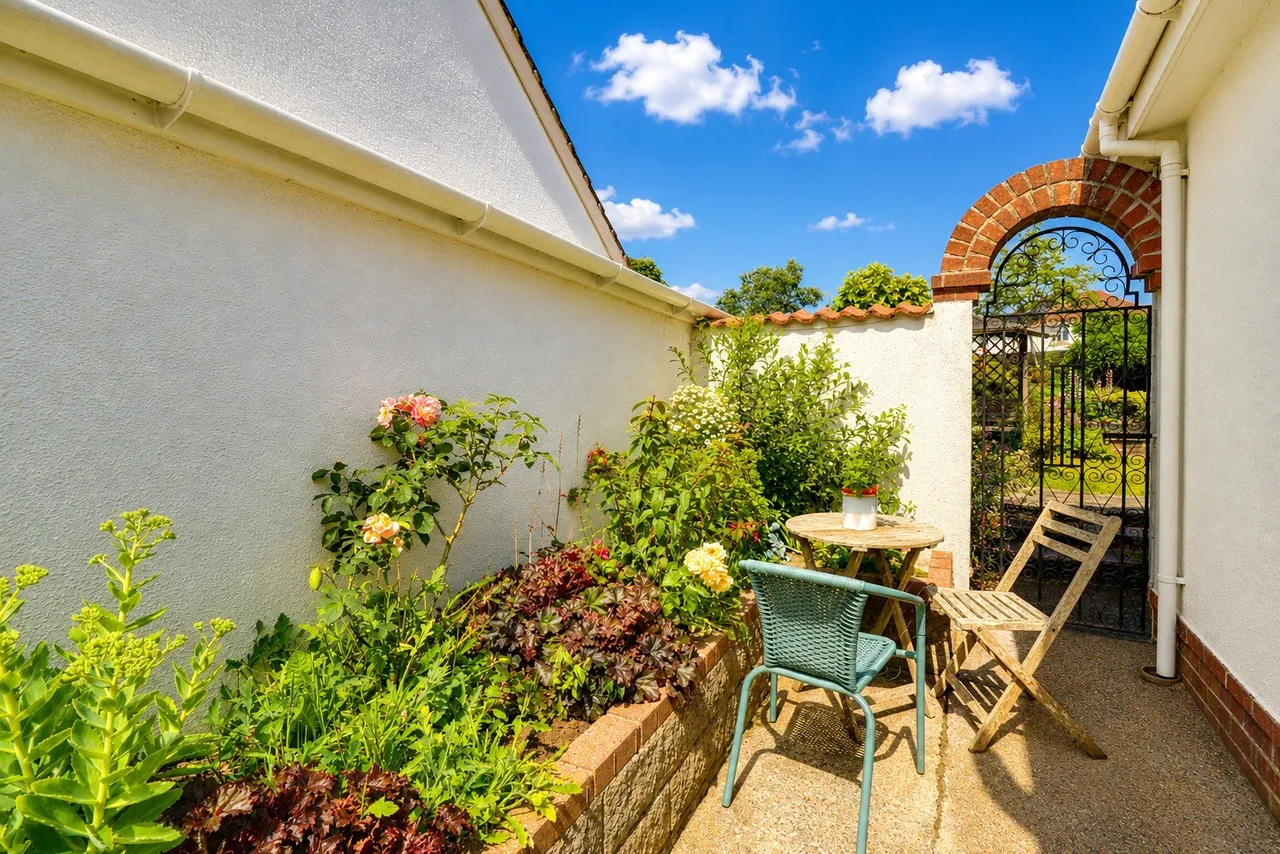 Elizabeth Close, Barnstaple, EX31, photo 17