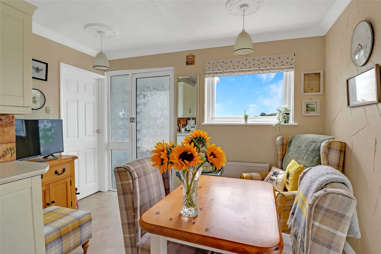 Elizabeth Close, Barnstaple, EX31, photo 12