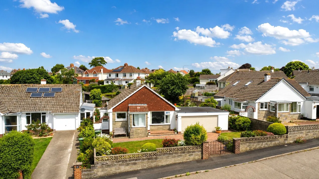 Elizabeth Close, Barnstaple, EX31, photo 14