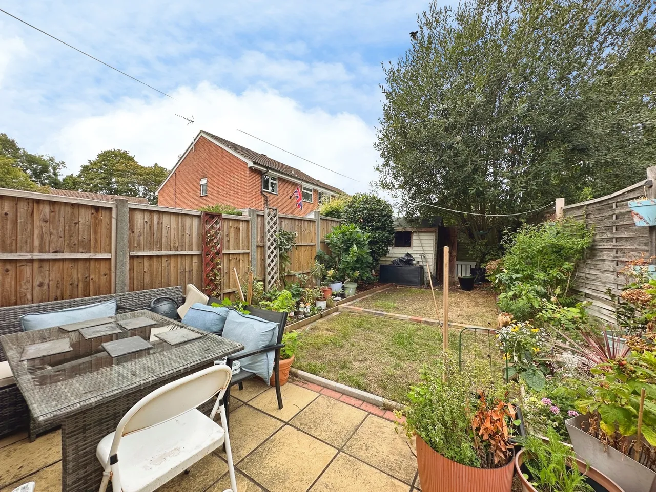 The Orchard, Lightwater, Surrey, GU18 5YS, photo 8