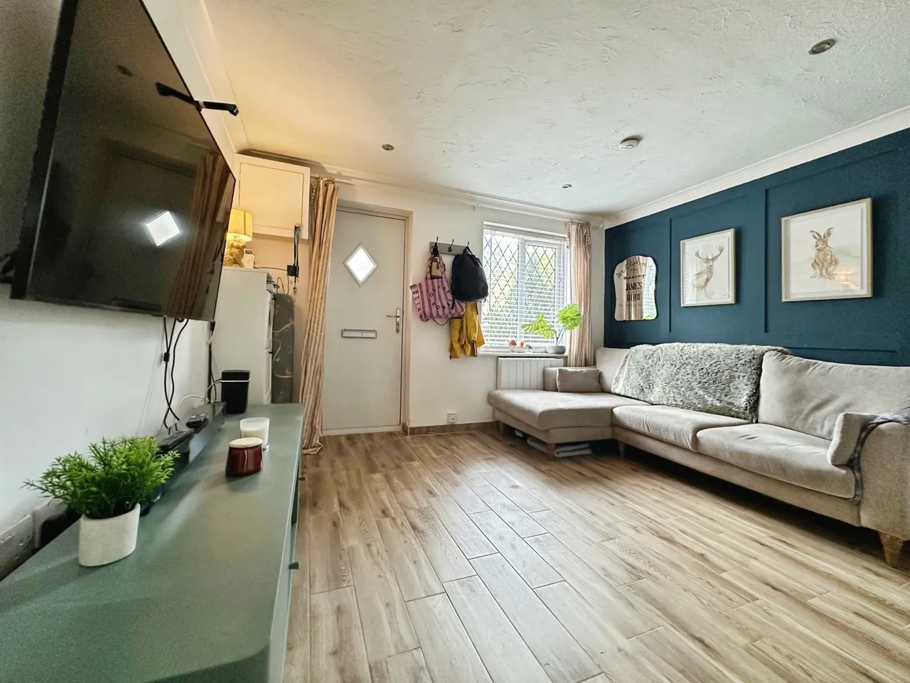 The Orchard, Lightwater, Surrey, GU18 5YS, photo 2