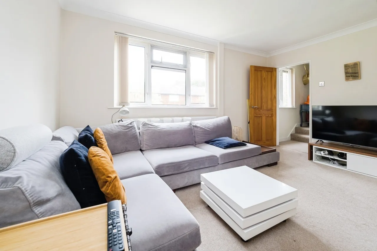Croft Lodge Close, Woodford Green, IG8, photo 6