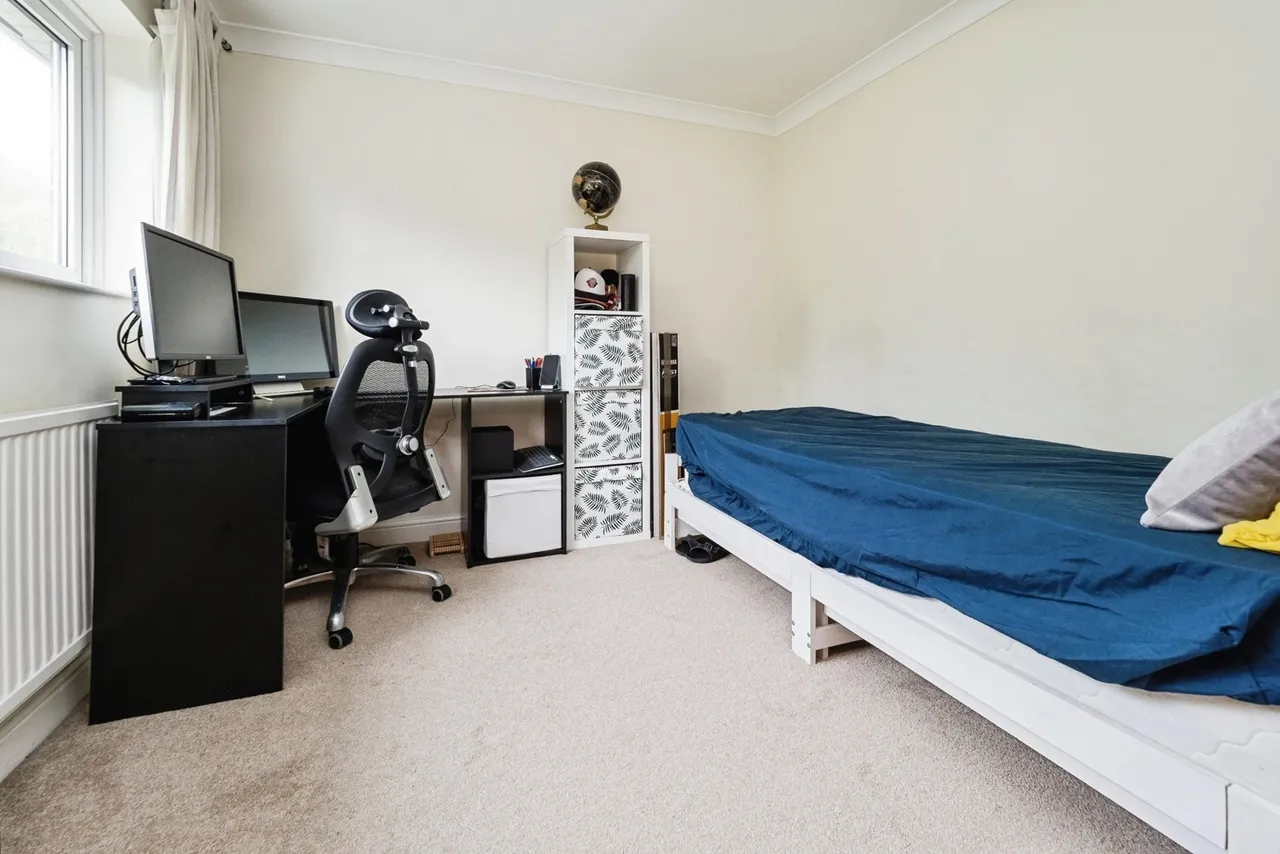Croft Lodge Close, Woodford Green, IG8, photo 10