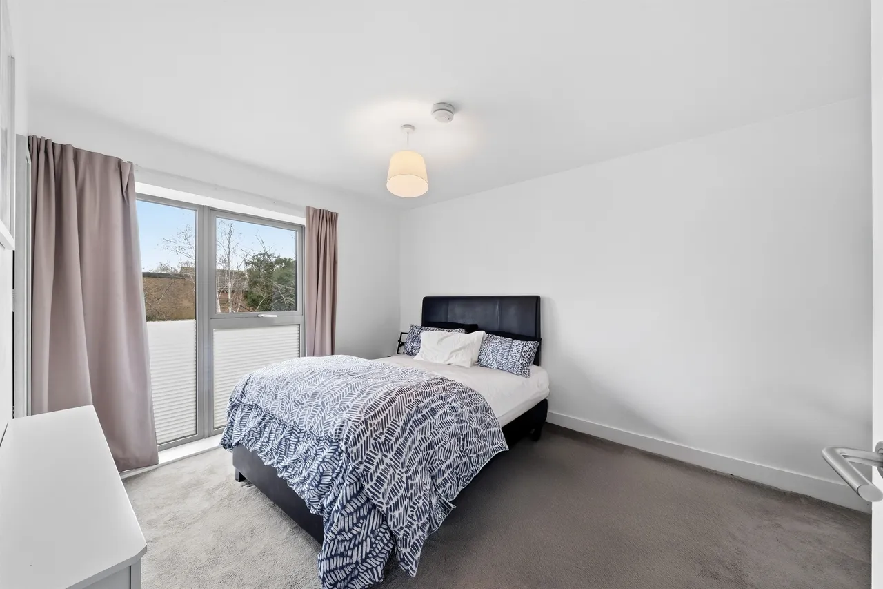 Mill Green Road, Mitcham, photo 4