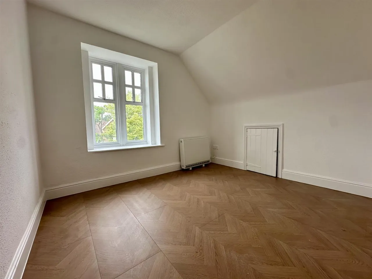 Marshfield Road, Chippenham, SN15, photo 5