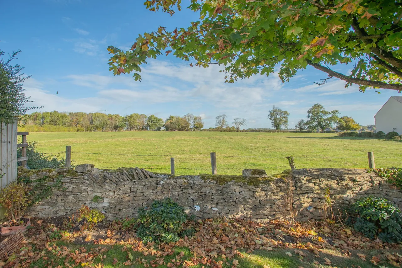 Tetbury Lane, Crudwell, photo 35