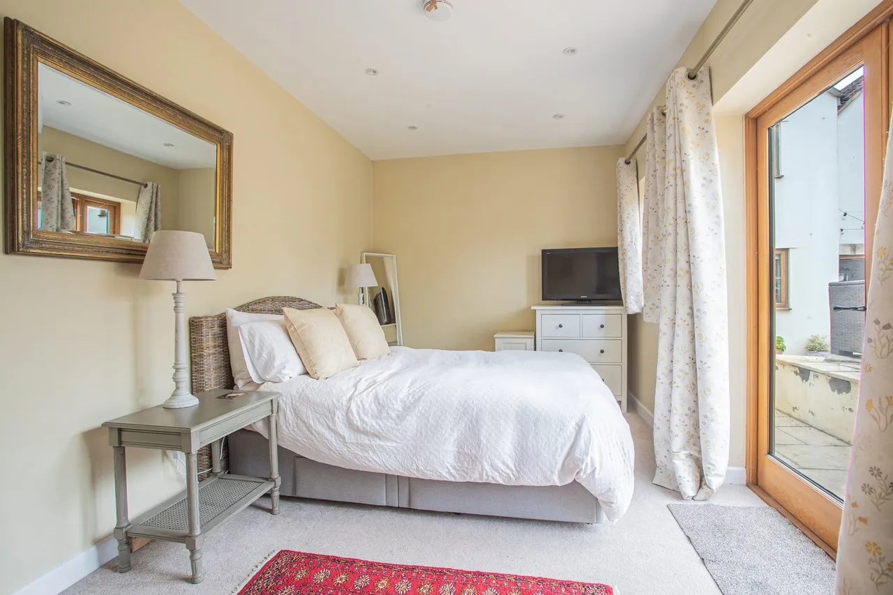 Tetbury Lane, Crudwell, photo 32