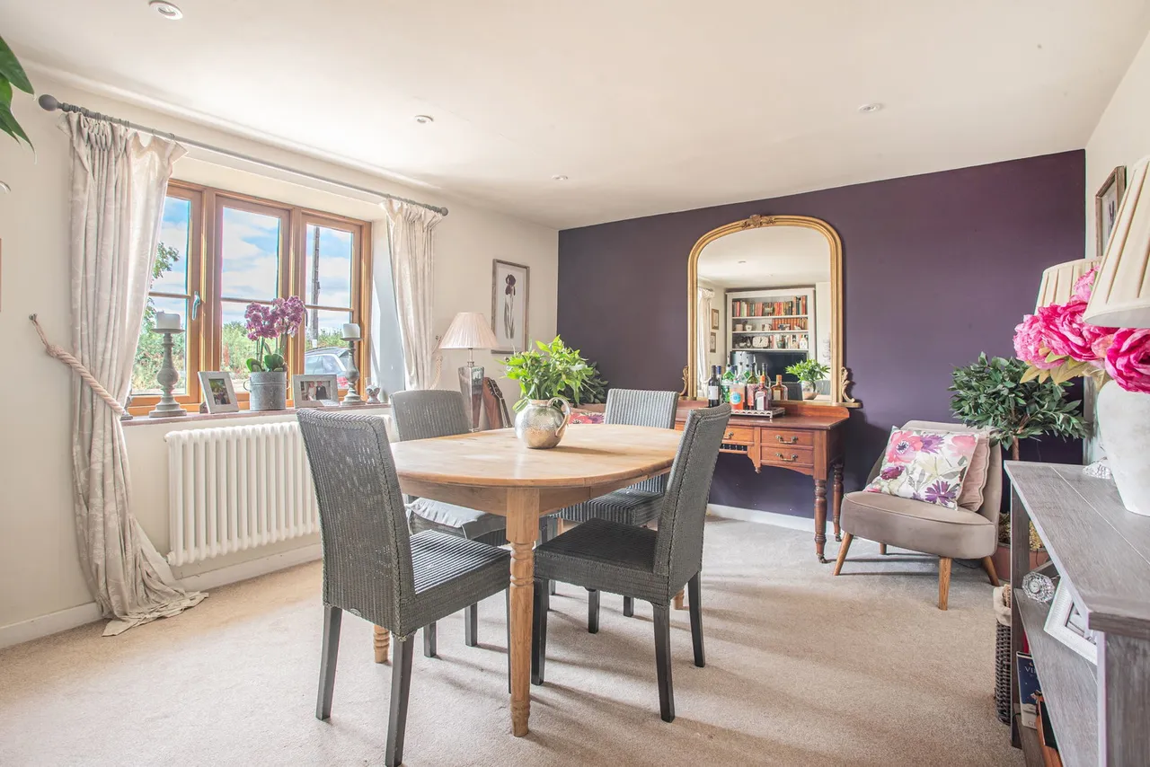Tetbury Lane, Crudwell, photo 21